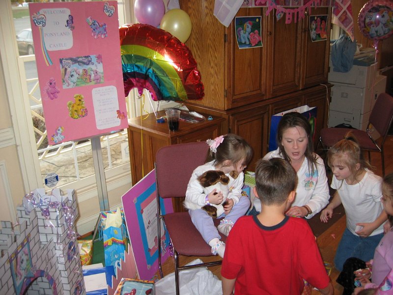 20041204 Jillian bday 43.JPG